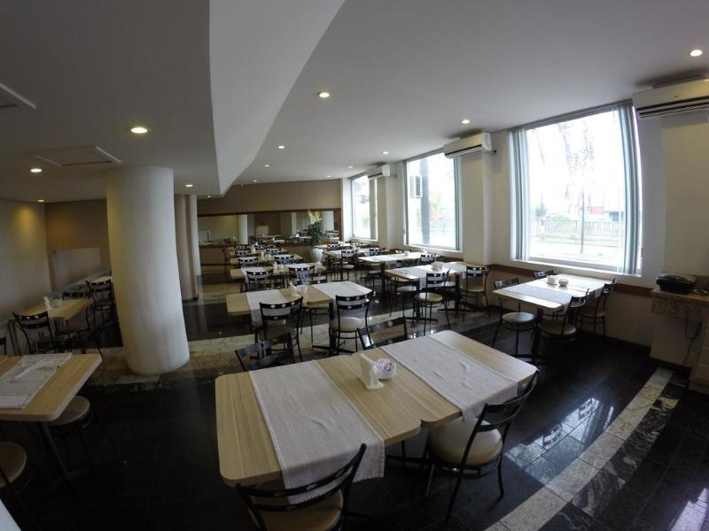 艾克普莱西诺酒店 阿雷格里港 外观 照片